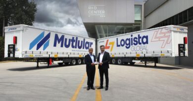 Mutlular Transport, 360 Adet Yeni Tırsan Aracını Teslim Aldı