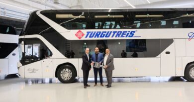 MAN, Türkiye’deki İlk Çift Katlı Otobüs Teslimatını Turgutreis Group Turizm’e Yaptı