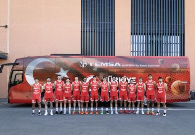 TEMSA’dan A Erkek Milli Basketbol Takımı ile Yeni Reklam Filmi “Dev olmak büyük hedeflere birlikte yol almaktır” TEMSA’dan A Erkek Milli Basketbol Takımı ile Yeni Reklam Filmi “Dev olmak büyük hedeflere birlikte yol almaktır”